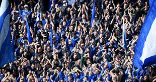 Julian draxler rămâne la schalke. Der Typische Schalke Fan Mehr Als Nur Veltins Und Gesange German Site