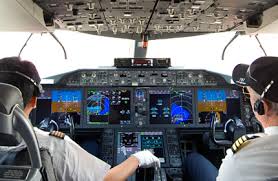 To a point the b787 instrument panel can be hard to replicate and not come across as cartoony, but magknight has done a really great job. 787 Dreamliner Vs A380 Cockpit Comparisons