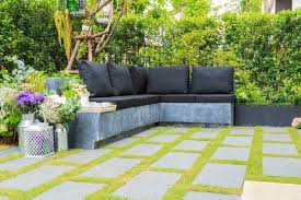 10 Ground Covers To Grow Between Patio Pavers And Stone Paths