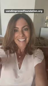 Wendy Hopper's Instagram, Twitter & Facebook