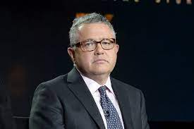 Jeffrey toobin, a prominent writer and cnn's chief legal analyst, was fired from the new yorker on wednesday after he accidentally exposed himself to colleagues with the new yorker and wnyc during. Jeffrey Toobin S Career In Jeopardy After Zoom Masturbation Incident