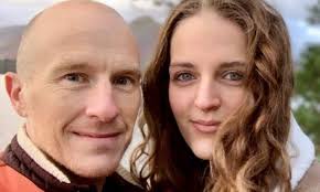 Couple to share 'last Christmas' together after brain tumour diagnosis