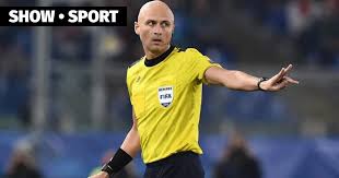 Eurosport ist ihre quelle für sport online, von Karasev Wurde Fur Das Spiel Italien Schweiz Ernannt Team Italy Referee Team Switzerland