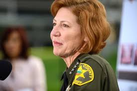 Former Orange County Sheriff Sandra Hutchens dies after lengthy cancer  battle