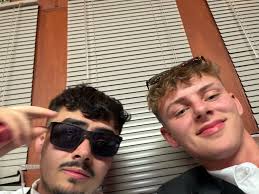 Enter Raffle to Win A Day session with @sz_inks hosted by sz_inks