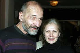 Все новости москвы и других городов. Petr Mamonov Rasskazal Chto Rasstalsya S Pervoj Zhenoj Iz Za Svoej Alkogolnoj Zavisimosti Vokrug Tv