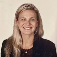 Ruthie Robles's Instagram, Twitter & Facebook