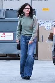 Самые новые твиты от courteney cox (@courteneycox): Courteney Cox At Celine Store In Los Angeles01 16 2020 Hawtcelebs