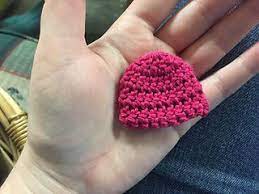 This Is A Crochet Pattern For A Micro Premature Baby S Hat I Estimate This Will Fit Babies Up To 1lb Crochet Preemie Hats Preemie Hats Crochet Baby Hats