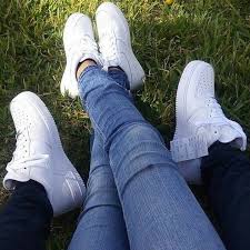 The best choice online for matching outfits for couples is at zumiez.com where shipping is always free to any zumiez store. Um Amor Chamado Tenis Matching Shoes For Couples Couple Shoes Matching Couple Shoes