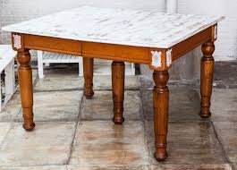 Das abschleifen von parkett und dielen hängt auch von der dicke der nutzschicht ab. Alten Holztisch Restaurieren Selbermachen De