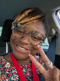 Lesson I've learned : You can do business with anyone!!! But to do LIFE  with SOMEONE is a different level of COMMITTMENT, ACCOUNTABILITY, LOVE,  HONOR, and MUTUAL RESPECT ✊🏽 Check comments 👇🏾👇🏾👇🏾👇🏾👇🏾