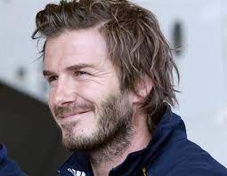 Medium length hair pompadour + razor cut. David Beckham Long Hair 7colorz Com Beckham Frisur Beckham David Beckham Frisuren