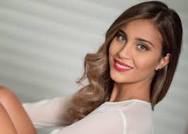 Buon 2017!!!ecco a voi le foto il calendario del 2017 di miss italia!!!potete scaricare il calendario 2017 in formato pdf gratuitamente al seguente link. Miss Italia Calabria Alla Prima Selezione Provinciale Ospite Rachele Risaliti