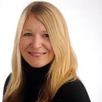 Lesley Kennedy's Instagram, Twitter & Facebook