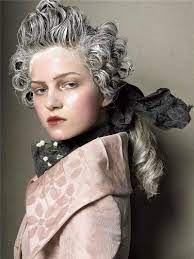Style De Coiffure Sous Louis Xv Mode Rococo Editoriaux De Mode Styles De Coiffures