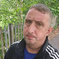 Looking for a Painter with availability to paint 2 bedrooms white before  Christmas ?