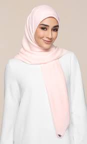 Browse the latest collections, explore the campaigns and discover our online assortment of clothing and accessories. Chiffon Crepe Square Scarf With Nanotechnology In Baby Doll Fashionvalet