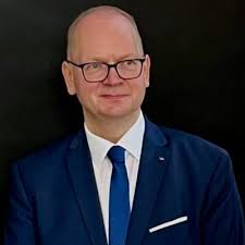 Kristi Daniel (@kristidan)