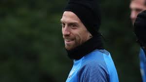 The entire world wants to know selena gomez's beauty tricks. Ecx8khhej Tbhm