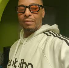 How to upload truck information for Amazon relay in Modesto CA?