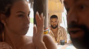 Bachelor in Paradise' recap: A surprise split and a love triangle