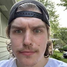 Andrew Heninger and Alyssa Snow's Wedding Website