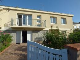 Emmaus 49 emmaus49 les groupes emmaus du maine et loire de vider maison emmaus. Achetez Vide Maison Suite Occasion Annonce Vente A Sainte Gemmes Sur Loire 49 Wb159344059