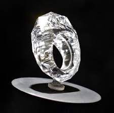 All About The World S First All Diamond Ring Pricescope Diamond Diamante Bruto Diamante