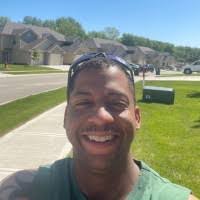 Francis Sands's Instagram, Twitter & Facebook