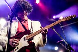 Willy crook & daniel melingo. La Musica Me Ha Usado De Instrumento