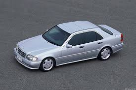 Dez Entre Os Mercedes Amg Mais Iconicos Dos Ultimos 25 Anos Carros Especial Mercedes Benz Mercedes Amg Carros Mercedes Benz