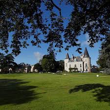 Toto ubytování poskytuje příjemnou alternativu právě pro cestovatele, jako jste vy. Chateau De La Barbiniere Prices Hotel Reviews Saint Laurent Sur Sevre France Tripadvisor
