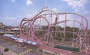 We managed to try a few rides (tube slides, racing mat slides, wave pool, roller coaster, flow rider) but that's about it. Scn