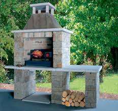 Cette cabane fera fureur dans votre jardin. Cheminees D Exterieur Barbecue Four A Pain Ils Sont Chez Atre Et Loisirs
