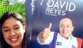 Hermana de David Reyes es también su asesora personal