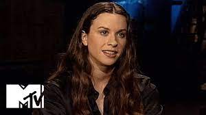 We talked to her about pregnancy, childbirth, postpartum the prospect of meeting and interviewing alanis morissette— the alanis morissette—was. Alanis Morissette Throwback Mtv Interview From 1995 Mtv News Youtube