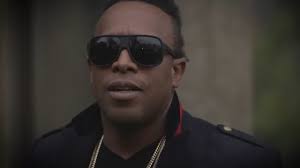 Video Premiere: "Pretty Pussycat" by Garrison Hawk