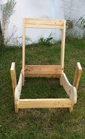 Gartenmobel Aus Paletten Gartensessel Anleitung Und 65 Weitere Inspirationen Chairs Pallets Diy Bau Gartensessel Gartenmobel Aus Paletten Palettengarten