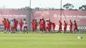 A Boa Disposicao Reinou No Futebol Benfica Recomenda Www Facebook Com Ajudarcausasnobres Http Esteves My4life Com Futebol Reinado