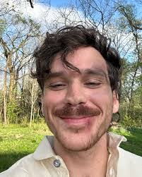 Max Boyle's Instagram, Twitter & Facebook