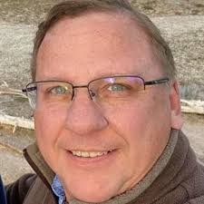 Dean Grubb's Instagram, Twitter & Facebook