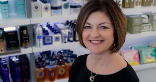 En Voyage talks to Janice Mancini, Chief Operating Officer of allbeauty,  one of Guernsey's quiet achievers. So quiet in fact, that the local  presence of this multi-million pound online fragrance and beauty
