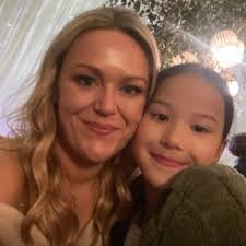 Who can groom a senior cat with matting in the Lower Blue Mountains area?