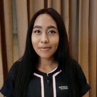 30+ perfiles de «Angela Solis»