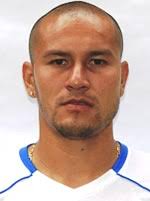 Dennis Alas (SLV) :: Photos :: playmakerstats.com