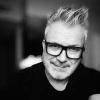 100+ perfiles de «Blaine»