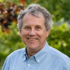 Benjamin Sharp's Instagram, Twitter & Facebook