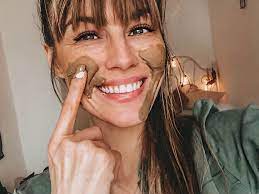 Bei der innerlichen anwendung hilft die heilerde meist relativ schnell, auch bei sodbrennen oder nach einem fettigen essen bei völlegefühl. Heilerde Zum Einnehmen Gegen Akne Vicky Wanka Fashionblog
