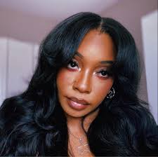 Anybody know anyone who do closure sew ins and provide hair but if they  don't provide hair do anybody know where I can get it from